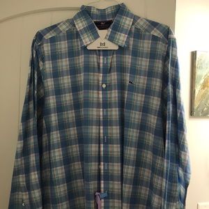 Men’s Large Vinyard Vines slim fit button down